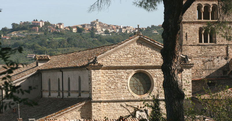 Il Borgo di Farfa con la sua magnifica Abbazia